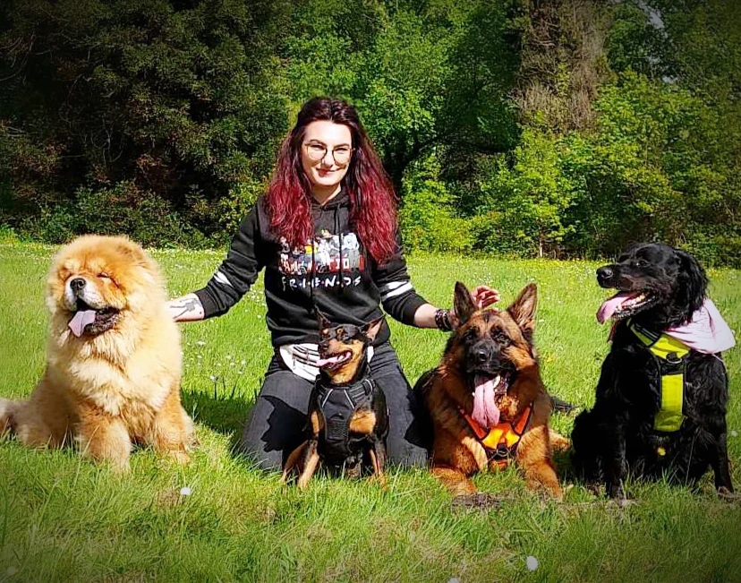 photo couverture moi et 4 chiens - Copie
